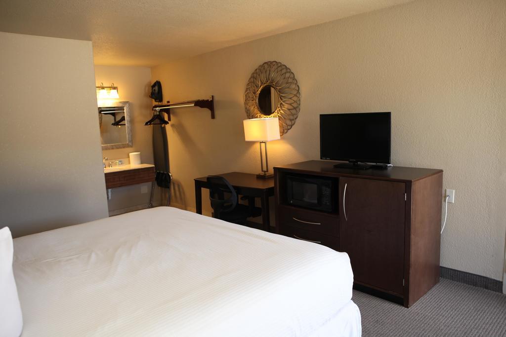 Hotel Unique 2*
